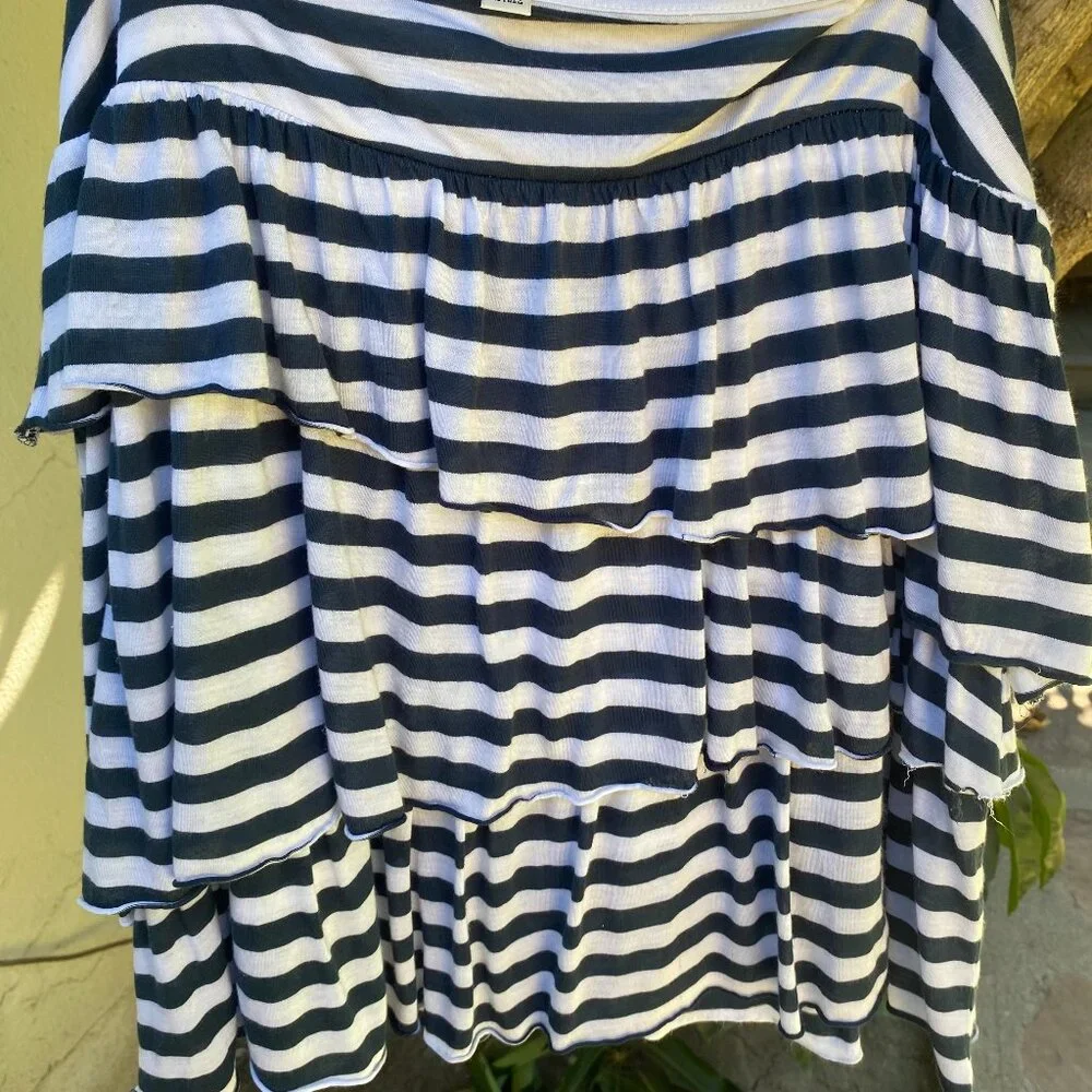 Women's Banana Republic 3 tiered Blue and White Striped Skirt Size 14 - Picture 1 of 8